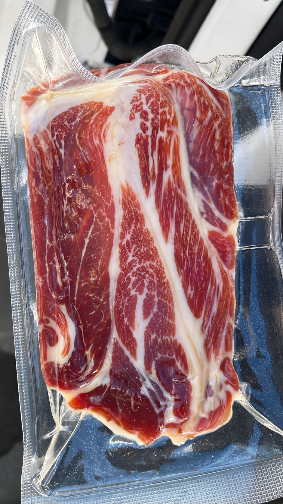 Jamón Curado Loncheado Entre 800GR y 900 GR